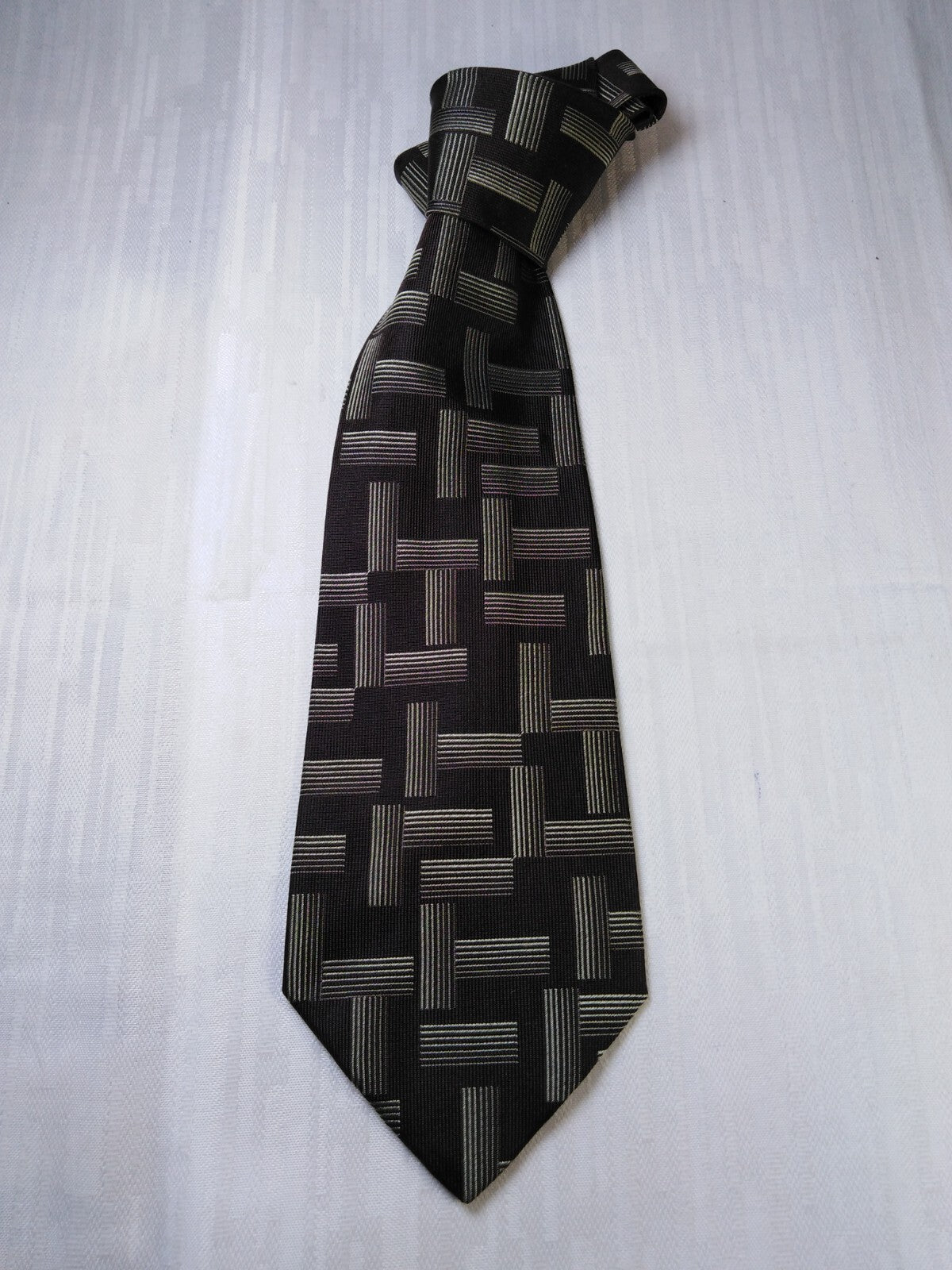 FENDI 100% SILK TIE SETA CRAVATTA NECKTIE MADE IN ITALY CLASSIC VINTAGE