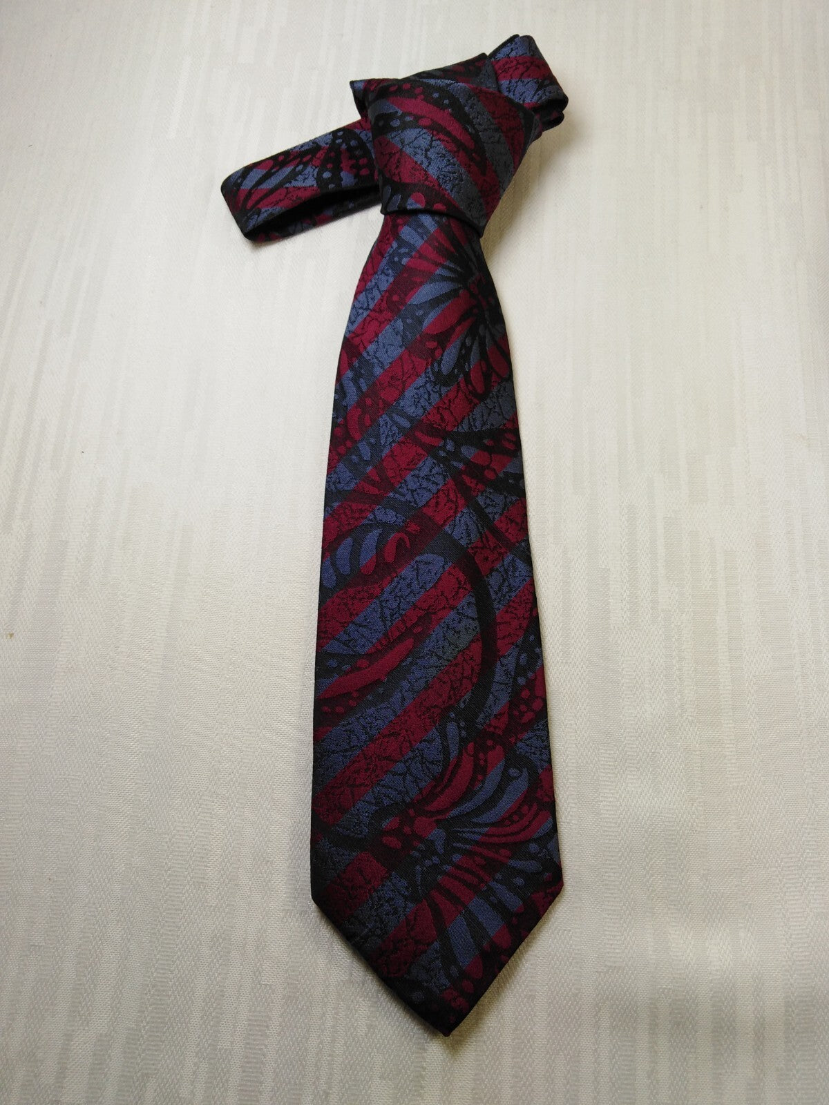 CHARLES JOURDAN 100% SILK TIE SETA CRAVATTA NECKTIE MADE IN ITALY CLASSIC