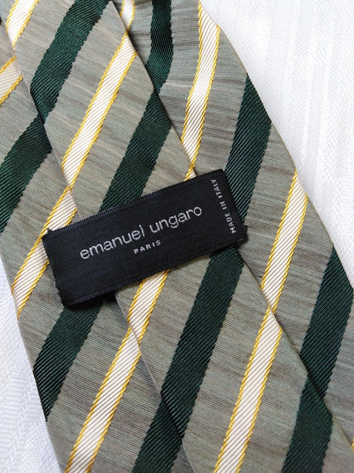 EMANUEL UNGARO  100% SETA SILK TIE CRAVATTA NECKTIE ITALY VINTAGE CLASSIC