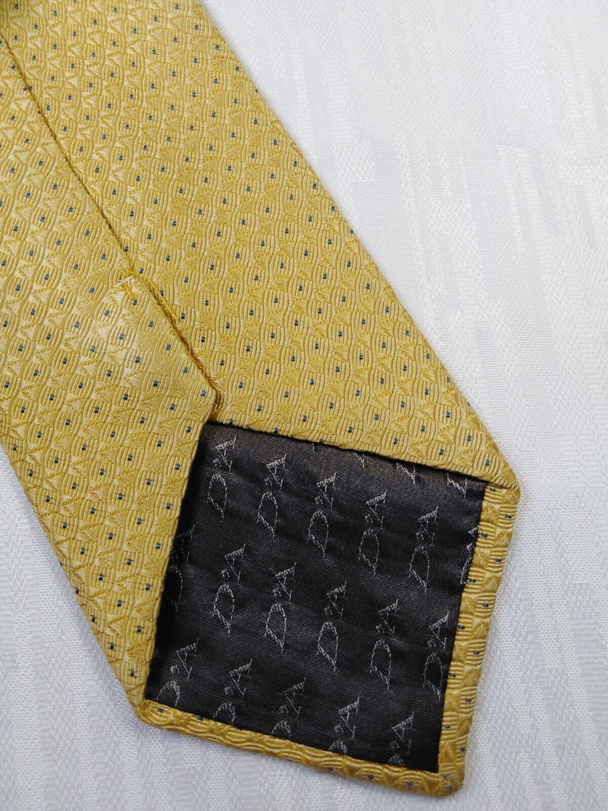 LUCA D'ALTIERI 100% SETA SILK TIE CRAVATTA NECKTIE ITALY VINTAGE CLASSIC