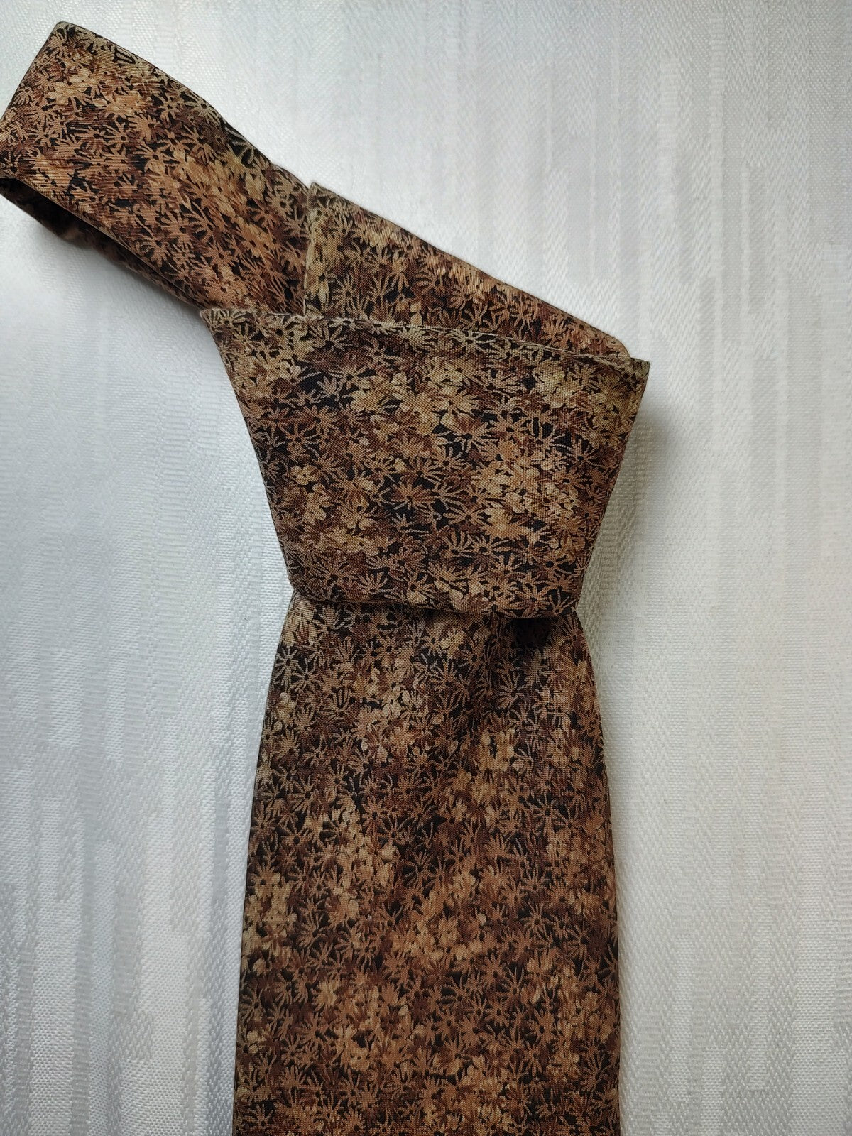 TINO COSMA 100% SILK TIE SETA CRAVATTA NECKTIE MADE IN ITALY CLASSIC
