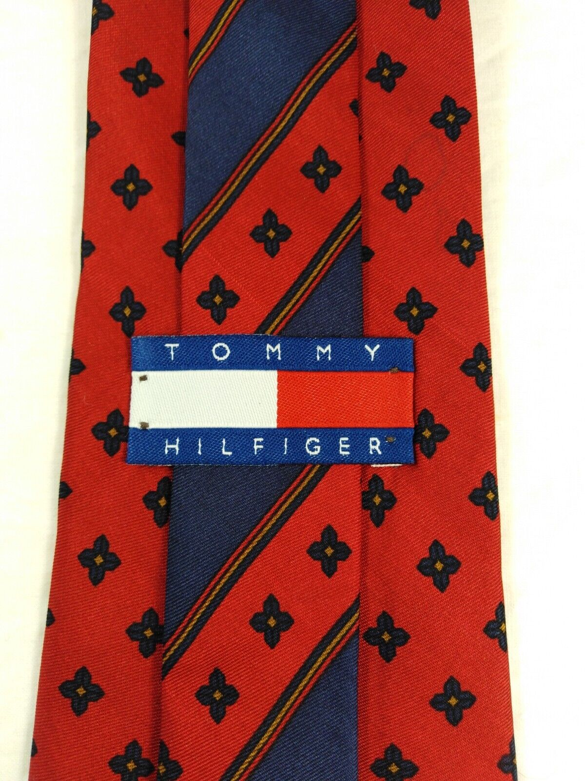TOMMY HILFIGER  SILK TIE SETA CRAVATTA NECKTIE MADE IN USA