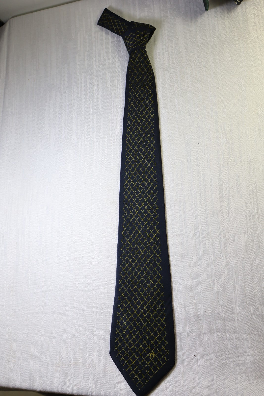 MILA SCHON 100% SETA SILK TIE CRAVATTA NECKTIE ITALY VINTAGE CLASSIC