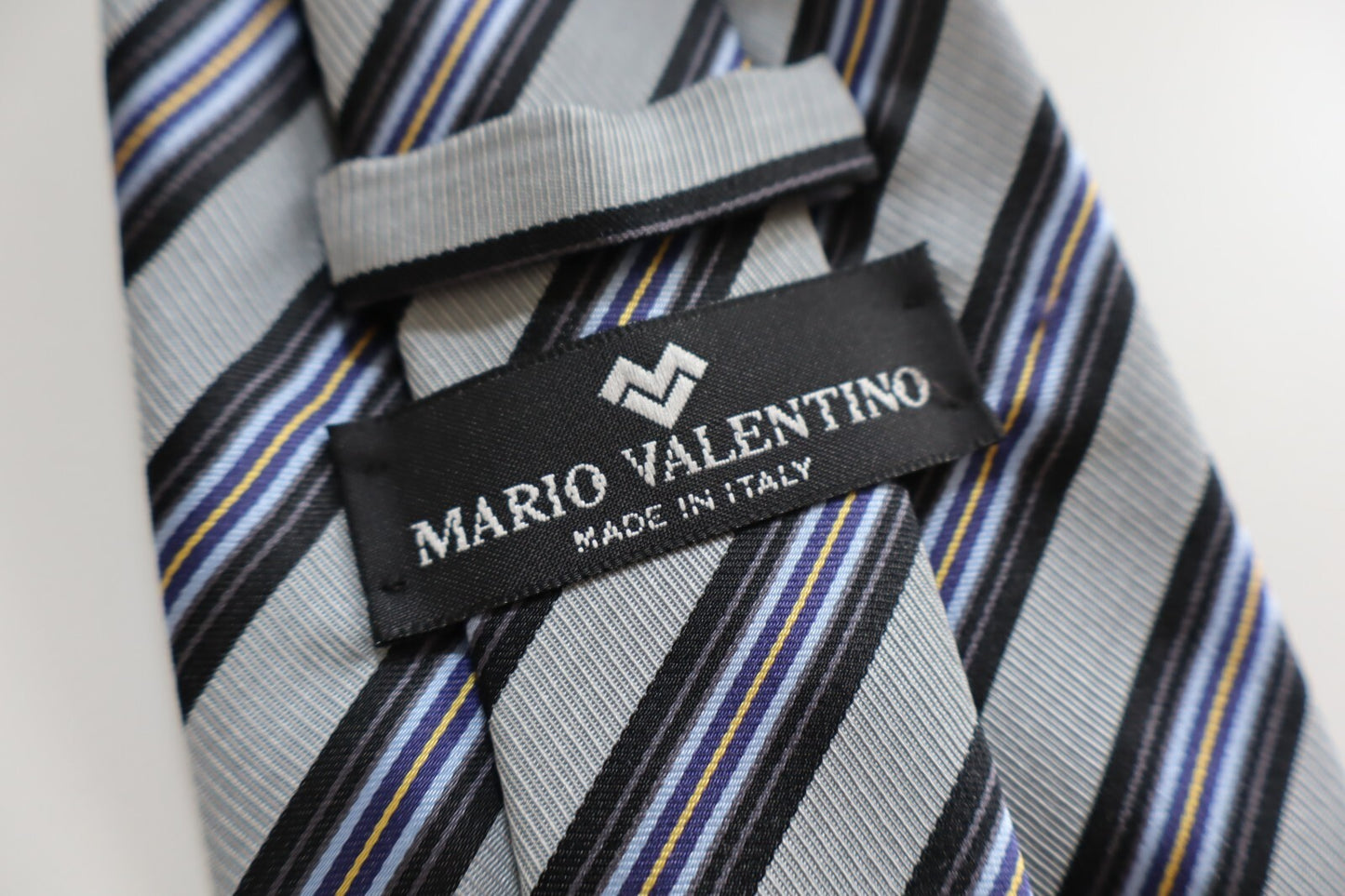 MARIO VALENTINO 100% SILK TIE SETA CRAVATTA NECKTIE MADE IN ITALY CLASSIC