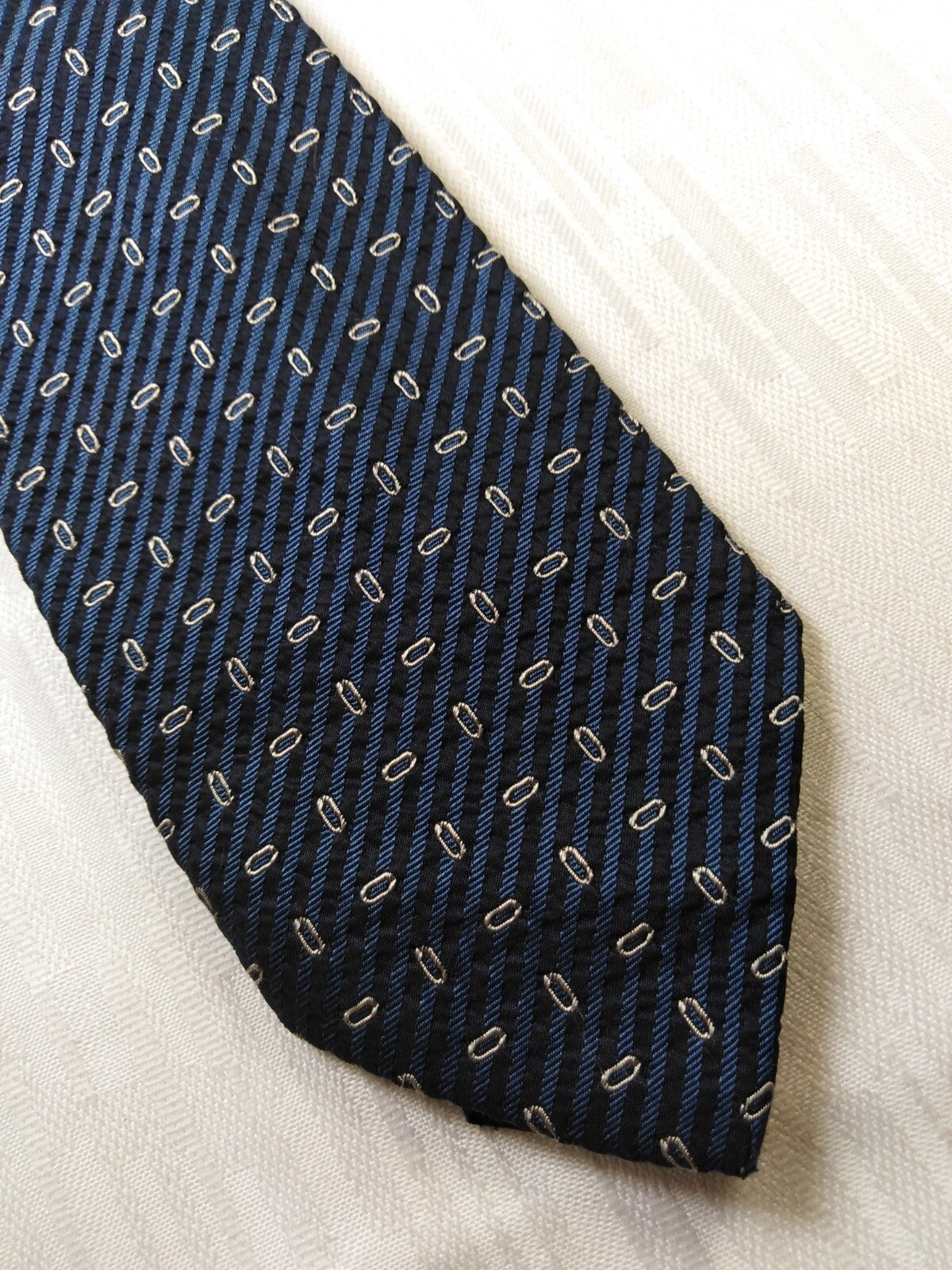 KRIZIA 100% SILK TIE SETA CRAVATTA NECKTIE MADE IN ITALY CLASSIC