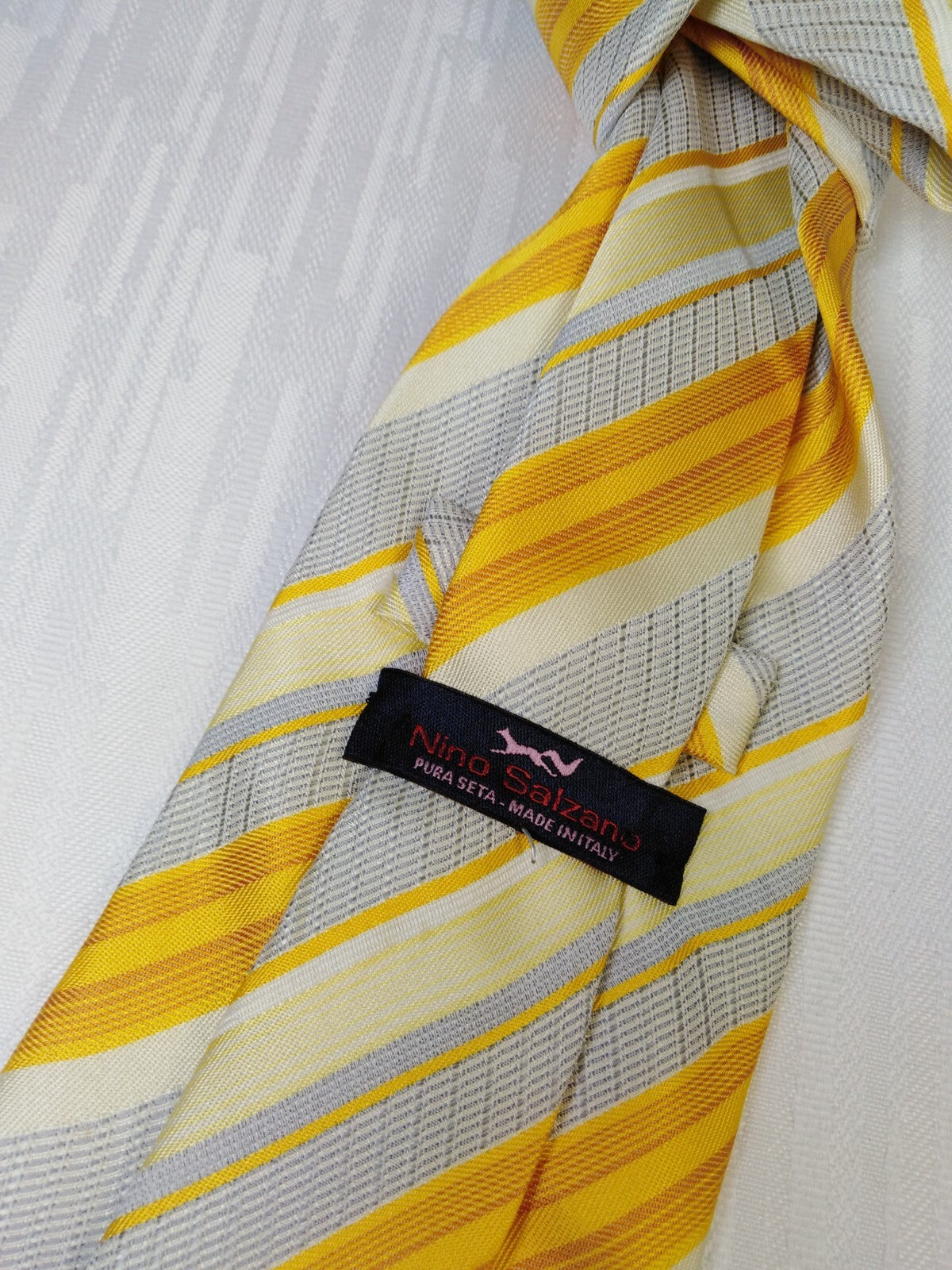 NINO SALZANO 100% SETA SILK TIE CRAVATTA NECKTIE ITALY VINTAGE CLASSIC