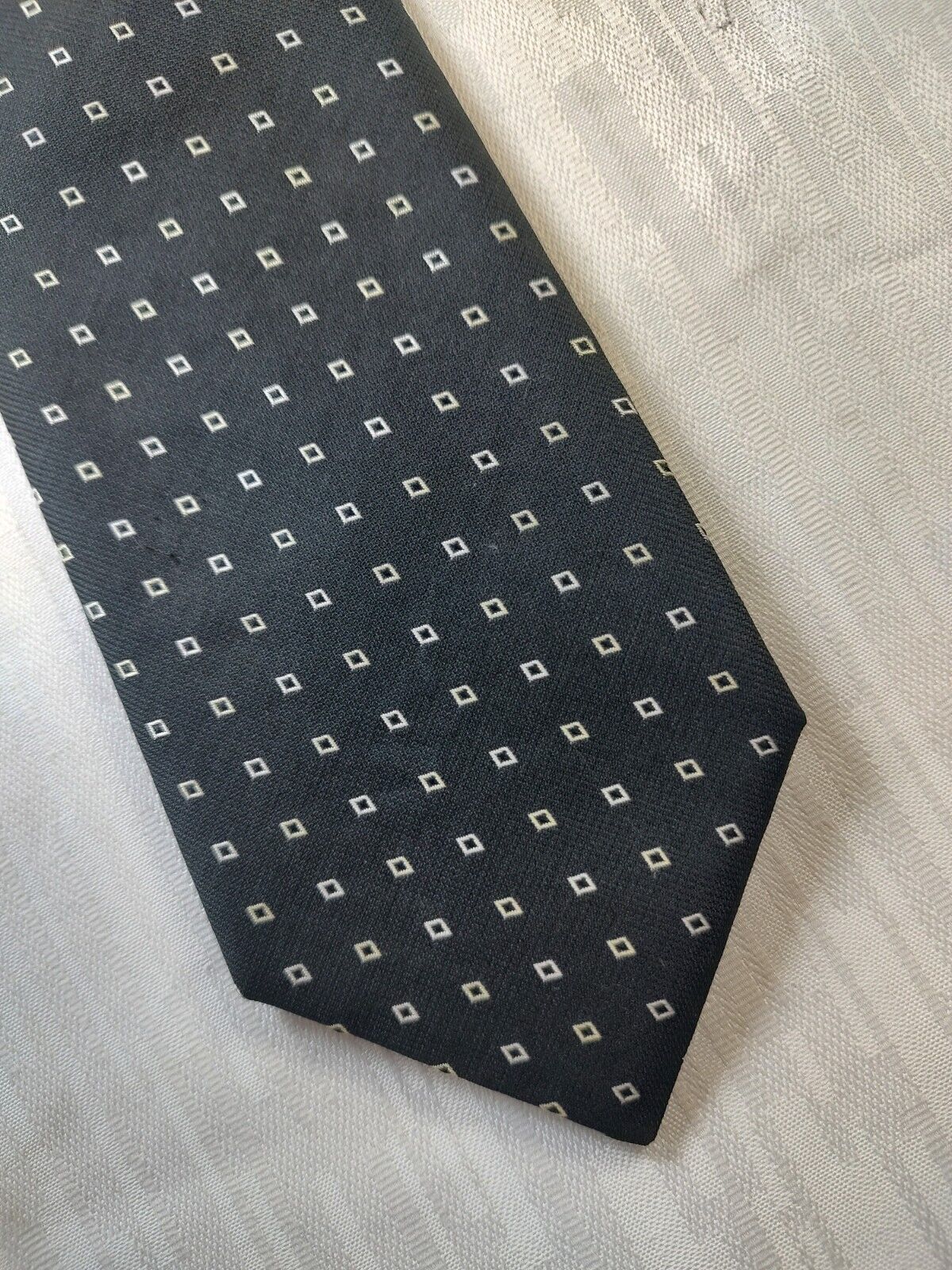 UNGARO 100% SILK TIE SETA CRAVATTA NECKTIE MADE IN ITALIA CLASSIC