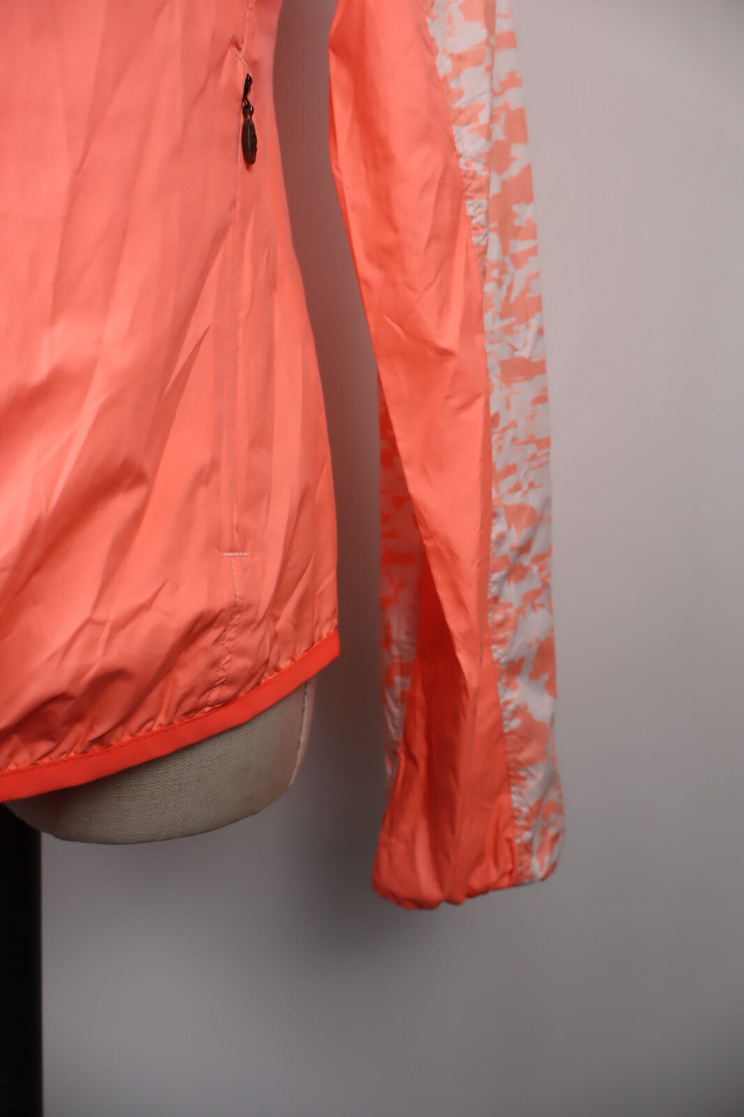 NEW BALANCE GIACCA CON ZIP IMPERMEABILE DONNA Tg XS WOMAN CASUAL VINTAGE SPORT