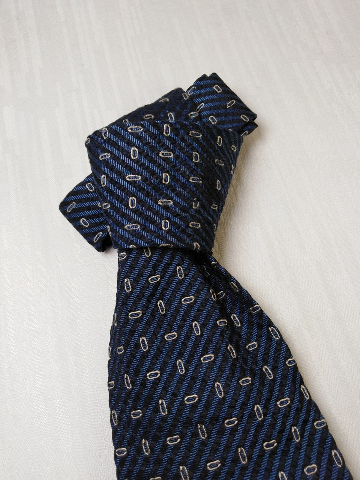 KRIZIA 100% SILK TIE SETA CRAVATTA NECKTIE MADE IN ITALY CLASSIC