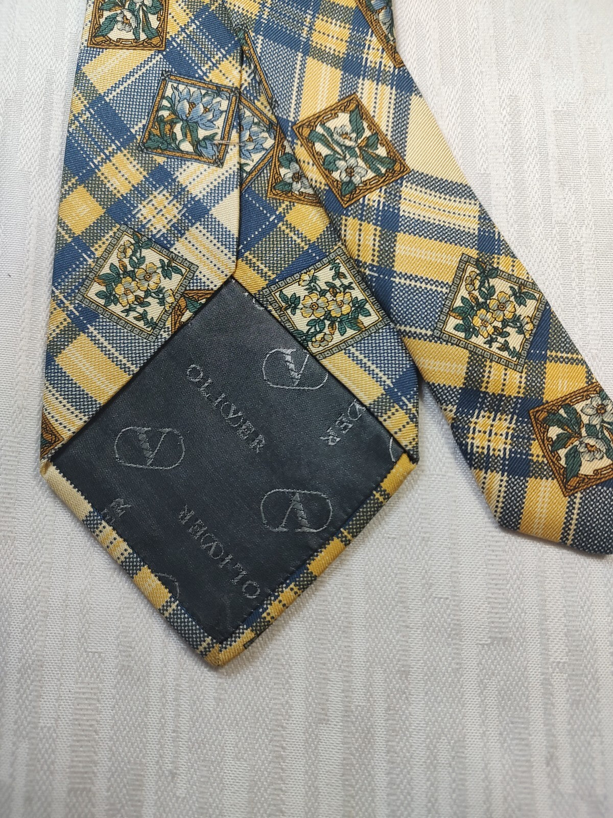 OLIVER BY VALENTINO 100% SILK TIE SETA CRAVATTA NECKTIE MADE IN ITALY CLASSIC