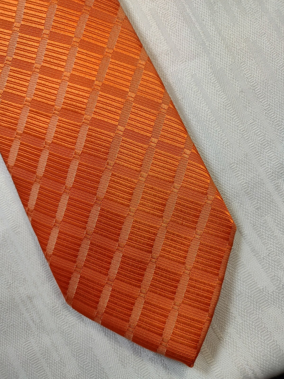 NINO SALZANO 100% SILK TIE SETA CRAVATTA NECKTIE MADE IN ITALIA CLASSIC