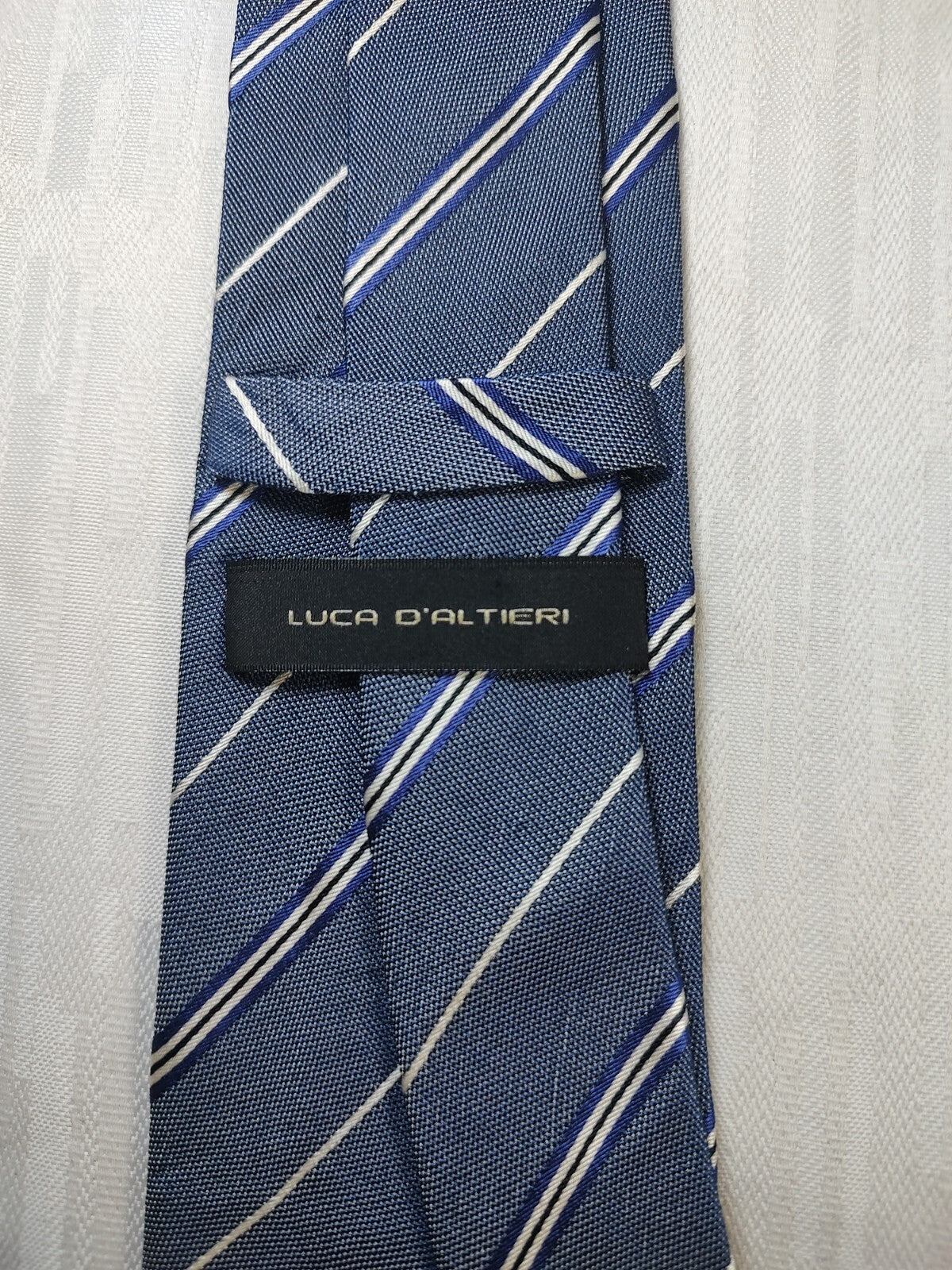 LUCA D'ALTIERI 100% SILK TIE SETA CRAVATTA NECKTIE MADE IN ITALY CLASSIC