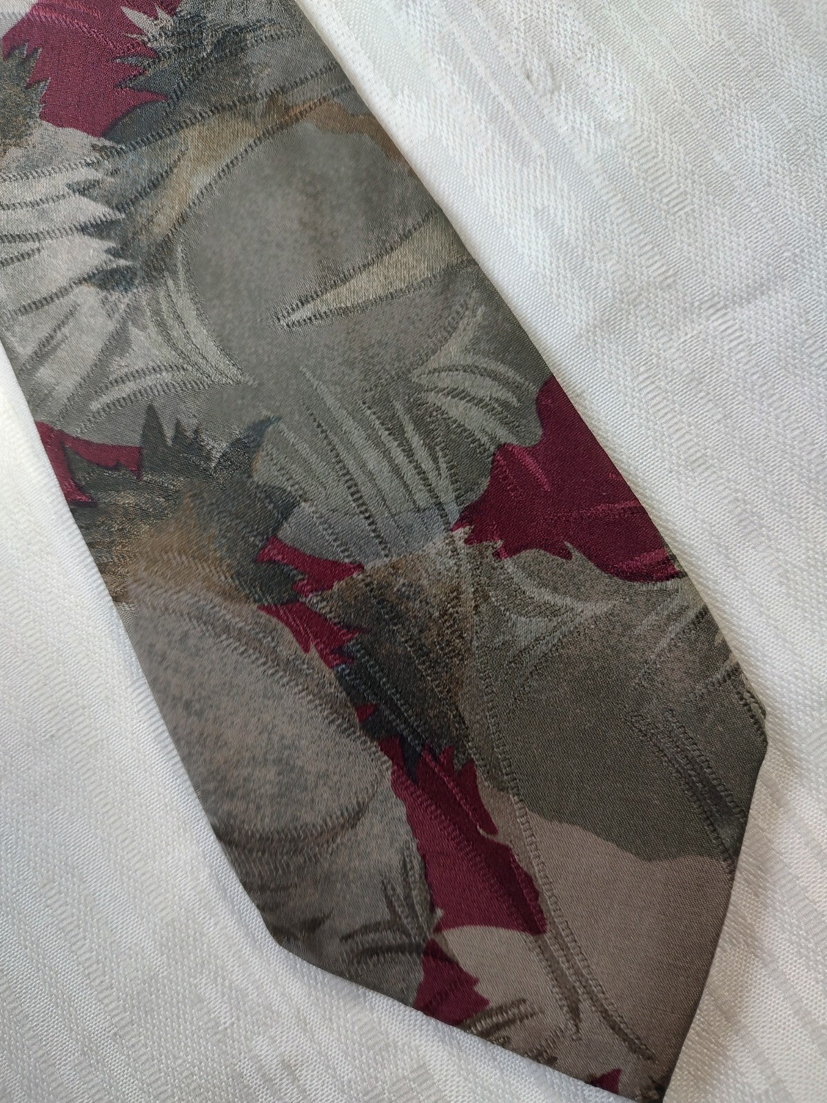GIVENCHY 100% SILK TIE SETA CRAVATTA NECKTIE MADE IN ITALIA CLASSIC