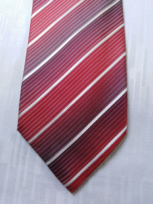 HUGO BOSS 100% SETA SILK TIE CRAVATTA NECKTIE ITALY VINTAGE CLASSIC UOMO