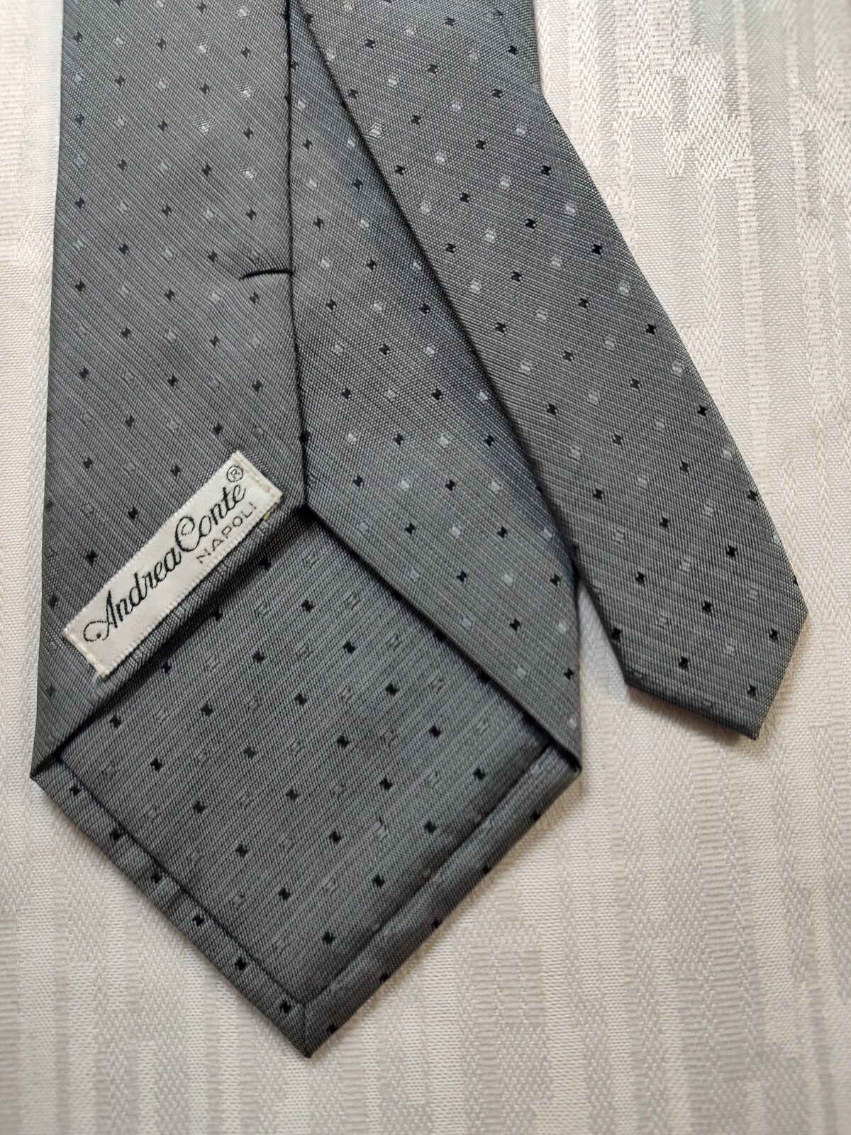 ANDREA CONTE 100% SILK TIE SETA CRAVATTA NECKTIE MADE IN ITALY SELF TIPPED