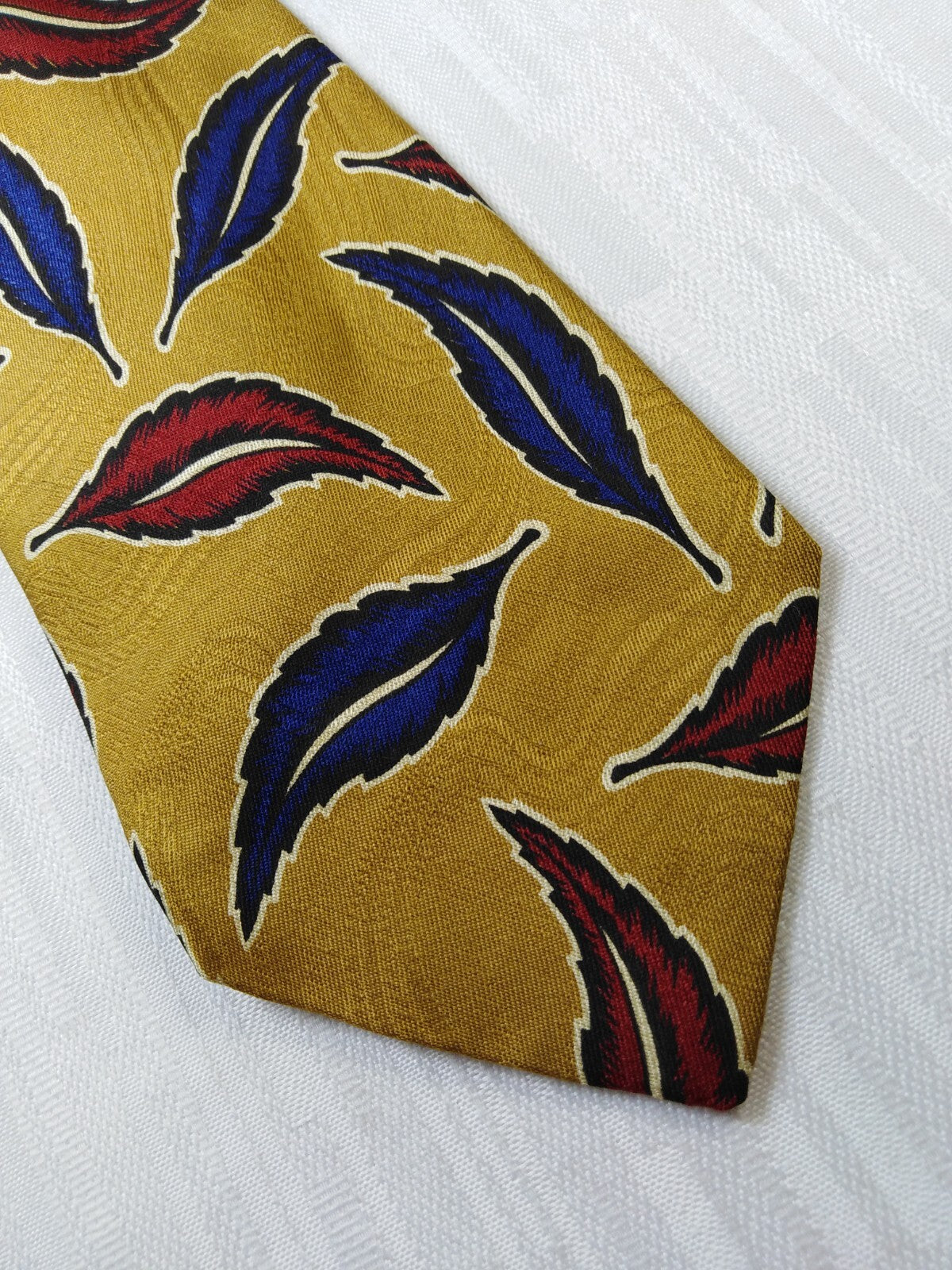 GUY LAROCHE 100% SILK TIE SETA CRAVATTA NECKTIE MADE IN ITALY CLASSIC
