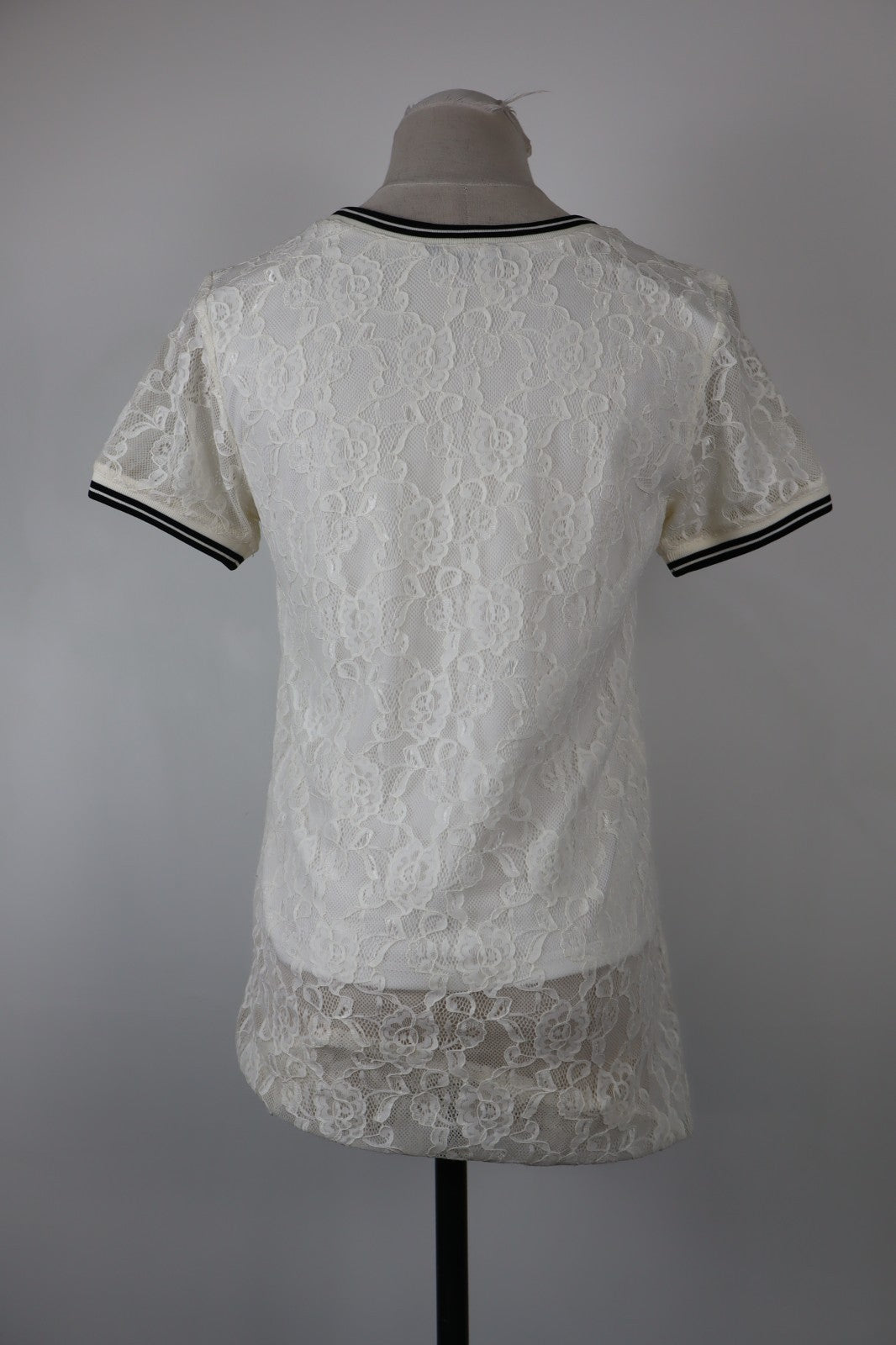 GUESS MAGLIA DONNA TG. S WOMAN CASUAL VINTAGE T-SHIRT TOP IN PIZZO