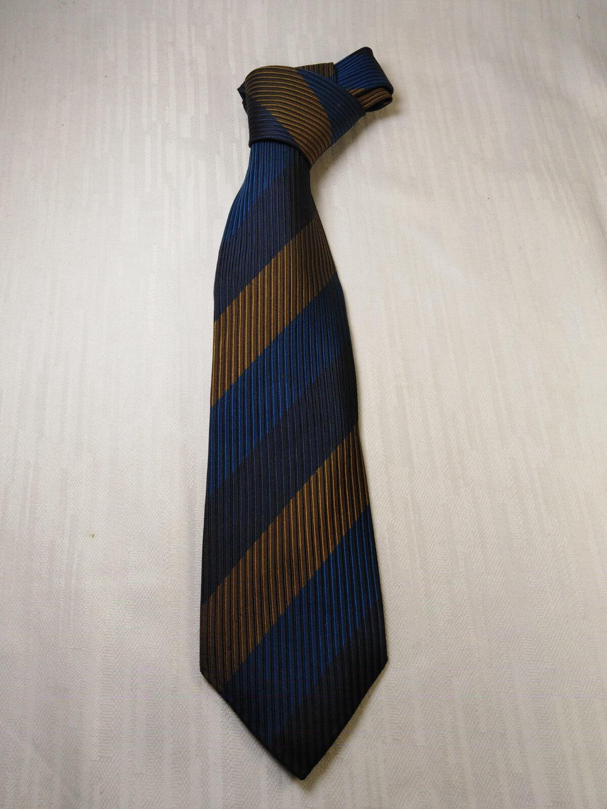 UNGARO PARIS 100% SILK TIE SETA CRAVATTA NECKTIE MADE IN ITALY