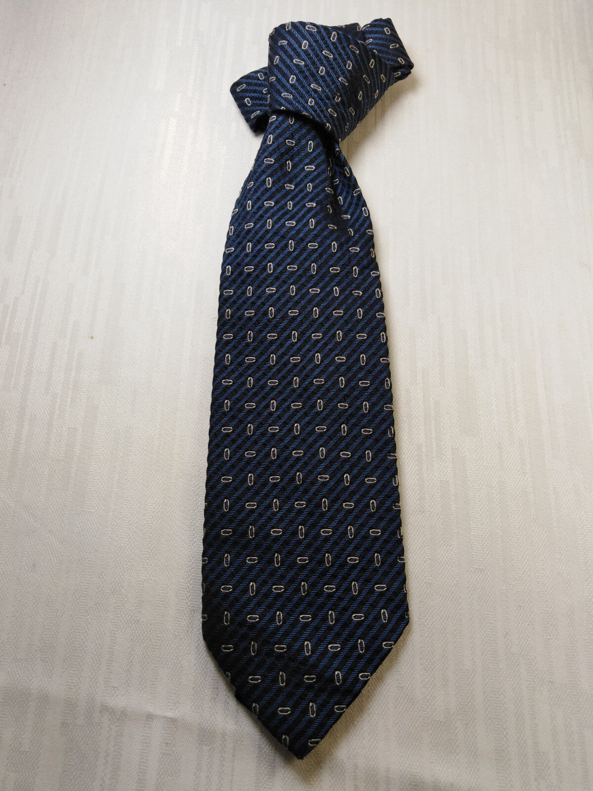 KRIZIA 100% SILK TIE SETA CRAVATTA NECKTIE MADE IN ITALY CLASSIC