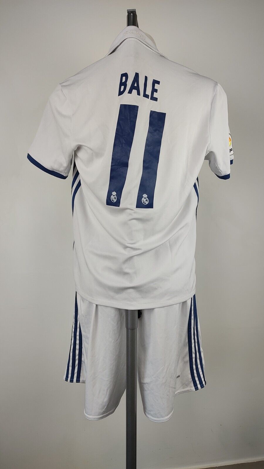 ADIDAS REAL MADRID COMPLETO CALCIO UOMO L FOOTBALL JERSEY SPORT VINTAGE 11 BALE
