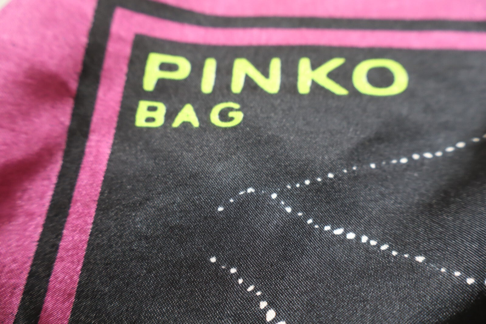 PINKO BAG  FOULARD 100% SILK SETA SCARVES SCARF SQUARE MADE ITALY
