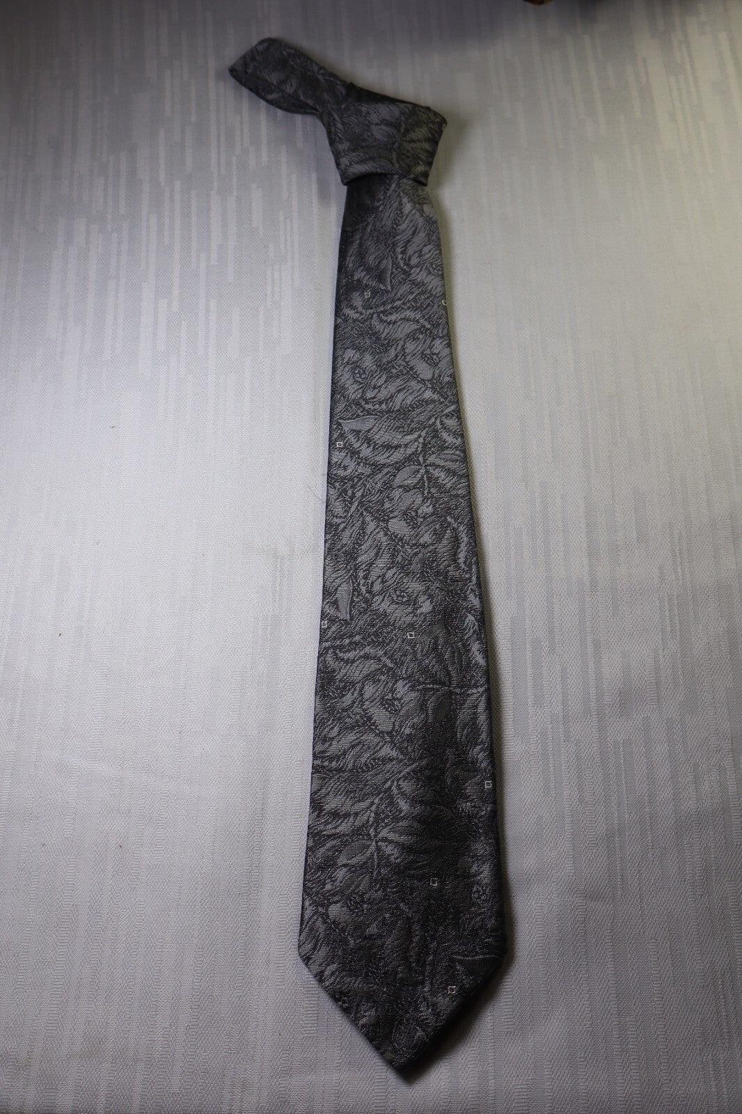 PAL ZILERI 100% SILK TIE SETA CRAVATTA NECKTIE MADE IN ITALY VINTAGE CLASSIC