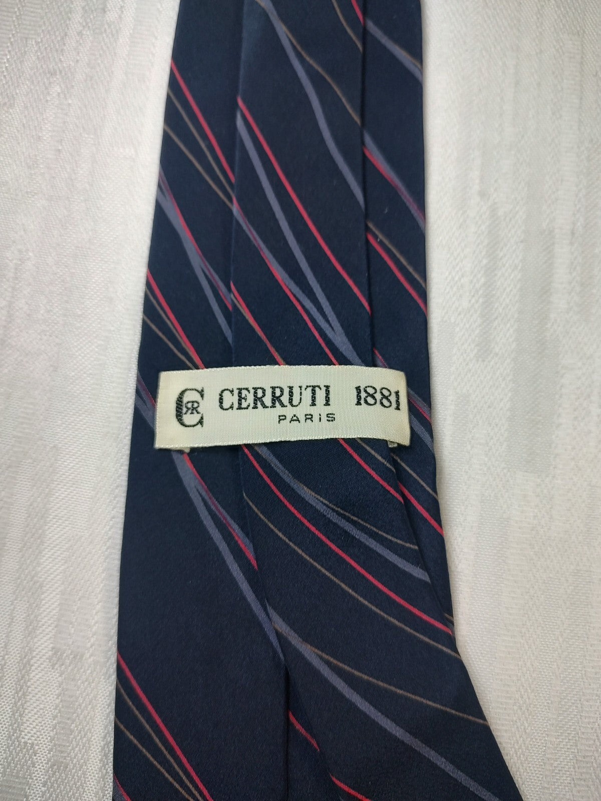 CERRUTI 1881 PARIS 100% SILK TIE SETA CRAVATTA NECKTIE MADE IN ITALY CLASSIC