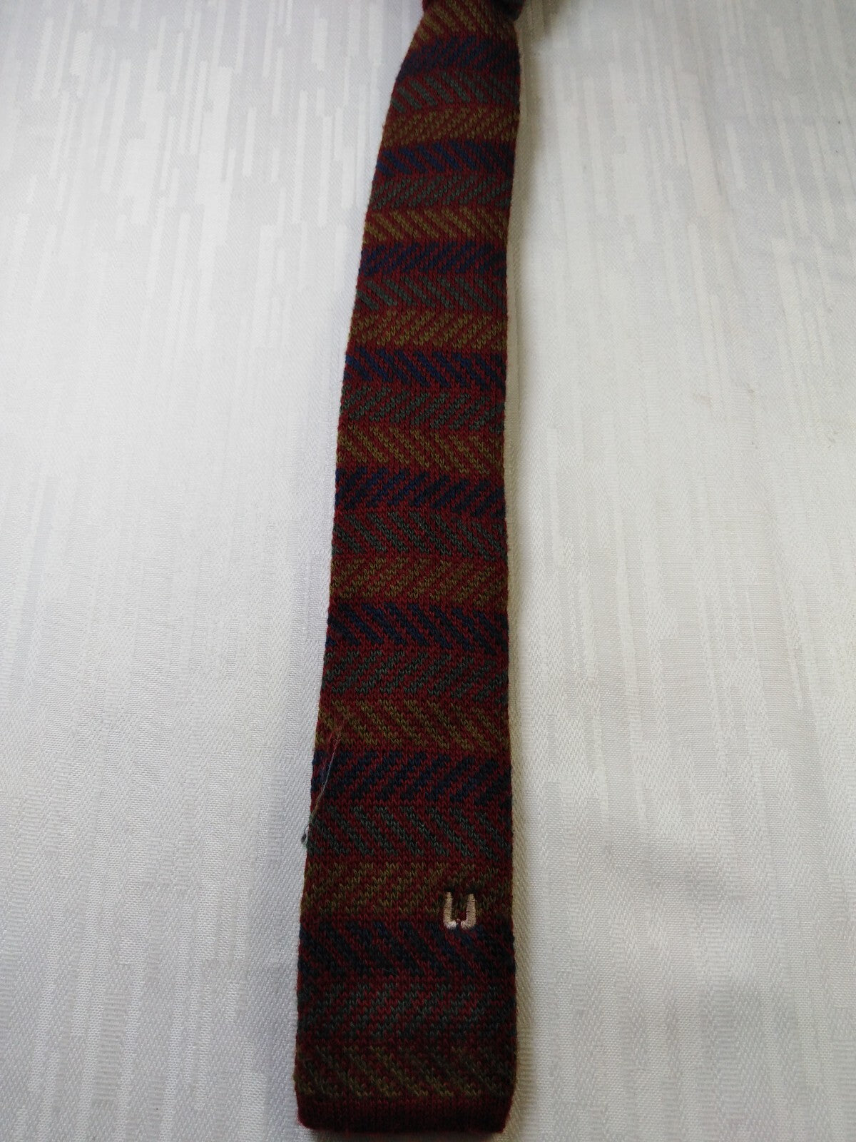 UNGARO 100% LANA TIE CRAVATTA NECKTIE MADE IN ITALY CLASSIC TRUNK