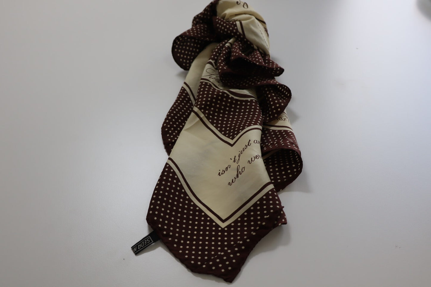 SALLY & MOLLY FOULARD 100% SILK SETA SCARVES SCARF SQUARE MADE ITALY