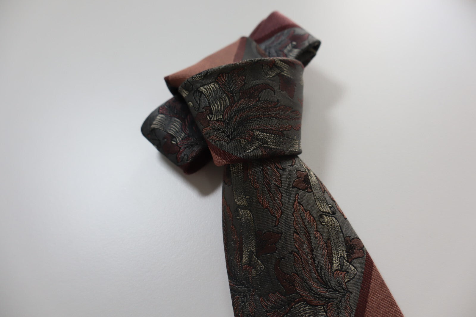 CHRISTIAN DIOR 100% SILK TIE SETA CRAVATTA NECKTIE MADE IN ITALY CLASSIC