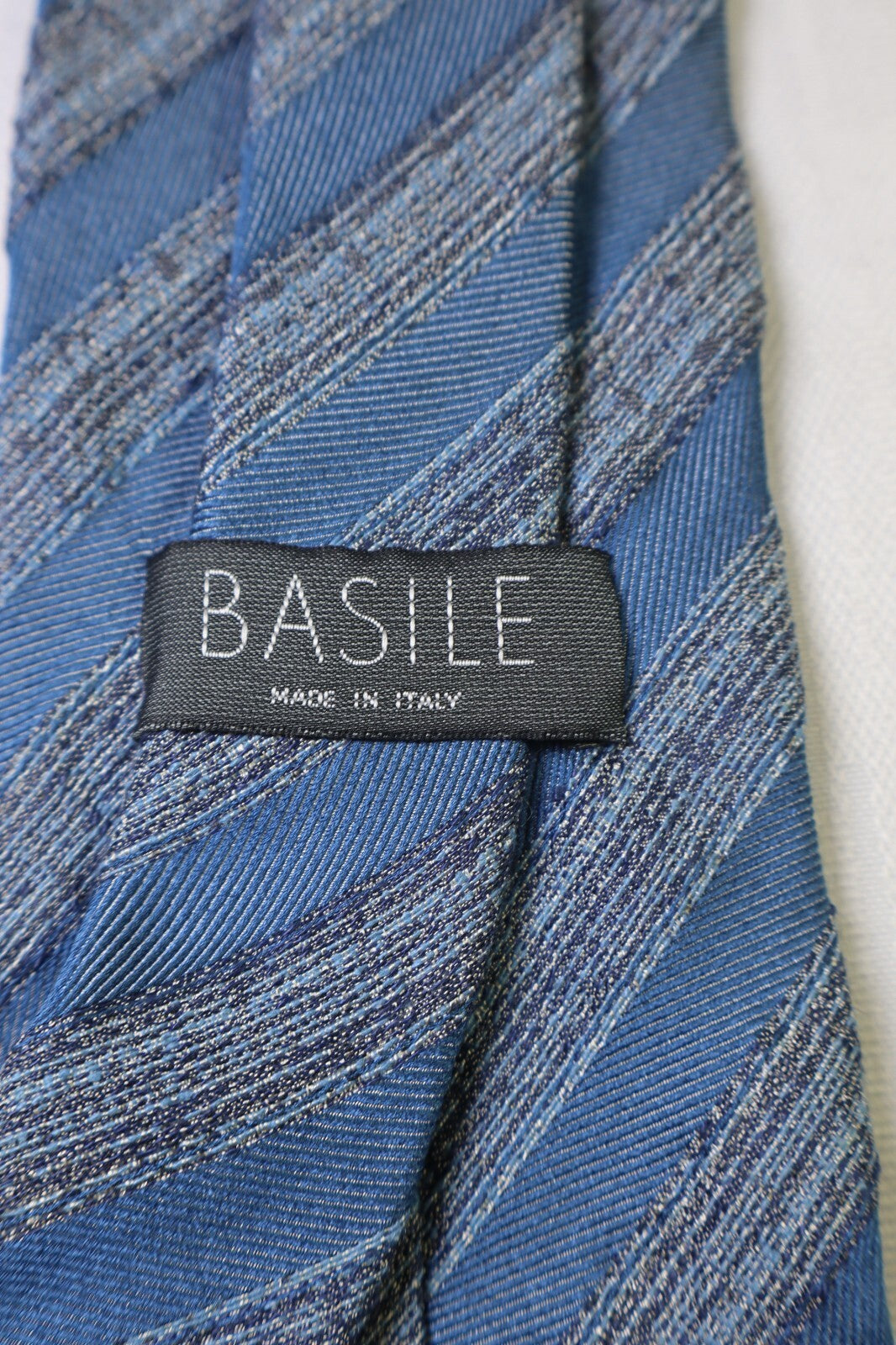 BASILE 100% SILK TIE SETA CRAVATTA NECKTIE MADE ITALY VINTAGE CLASSIC