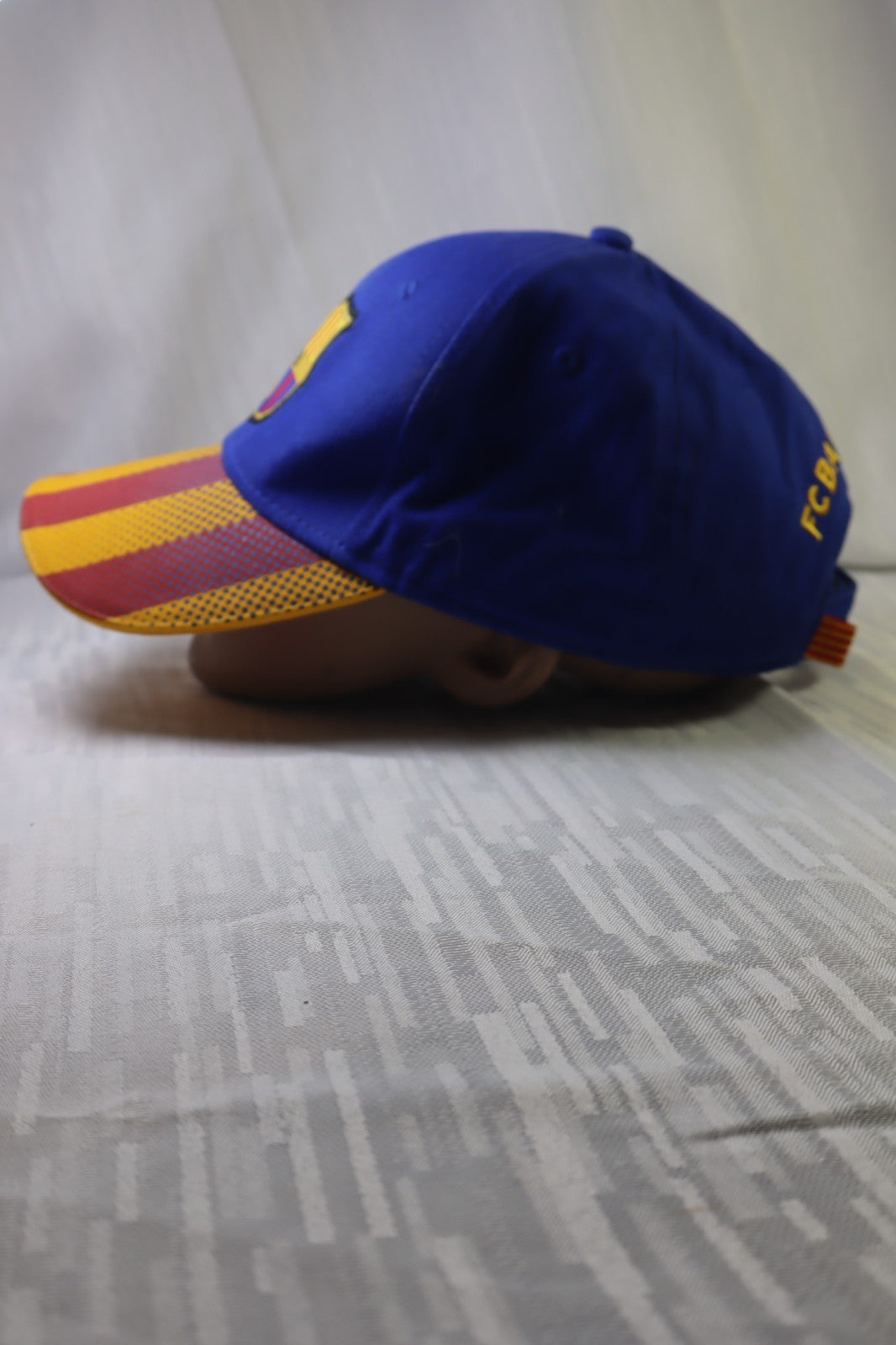 FCB BARCELLONA CAPPELLO BERRETTO UOMO CALCIO SOCCER TAGLIA UNICA HAT VINTAGE