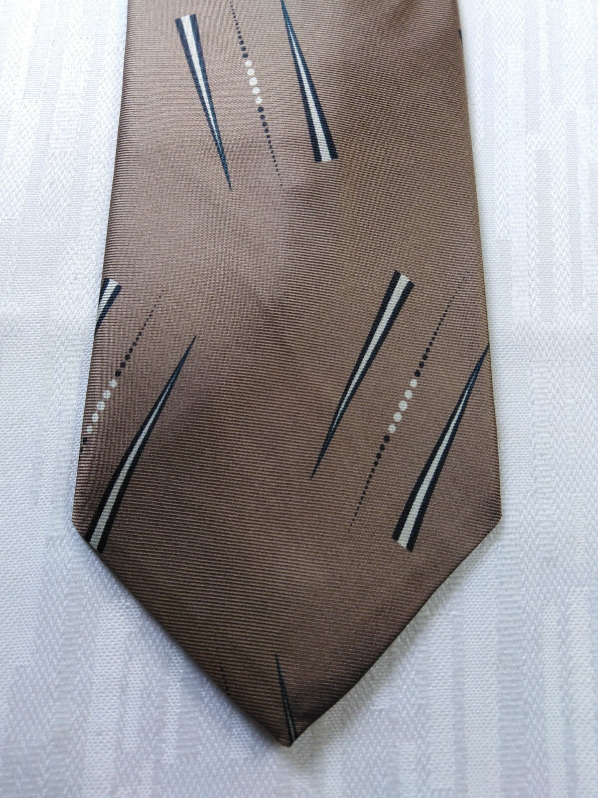 GUY LAROCHE 100% SETA SILK TIE CRAVATTA NECKTIE MADE IN USA VINTAGE CLASSIC
