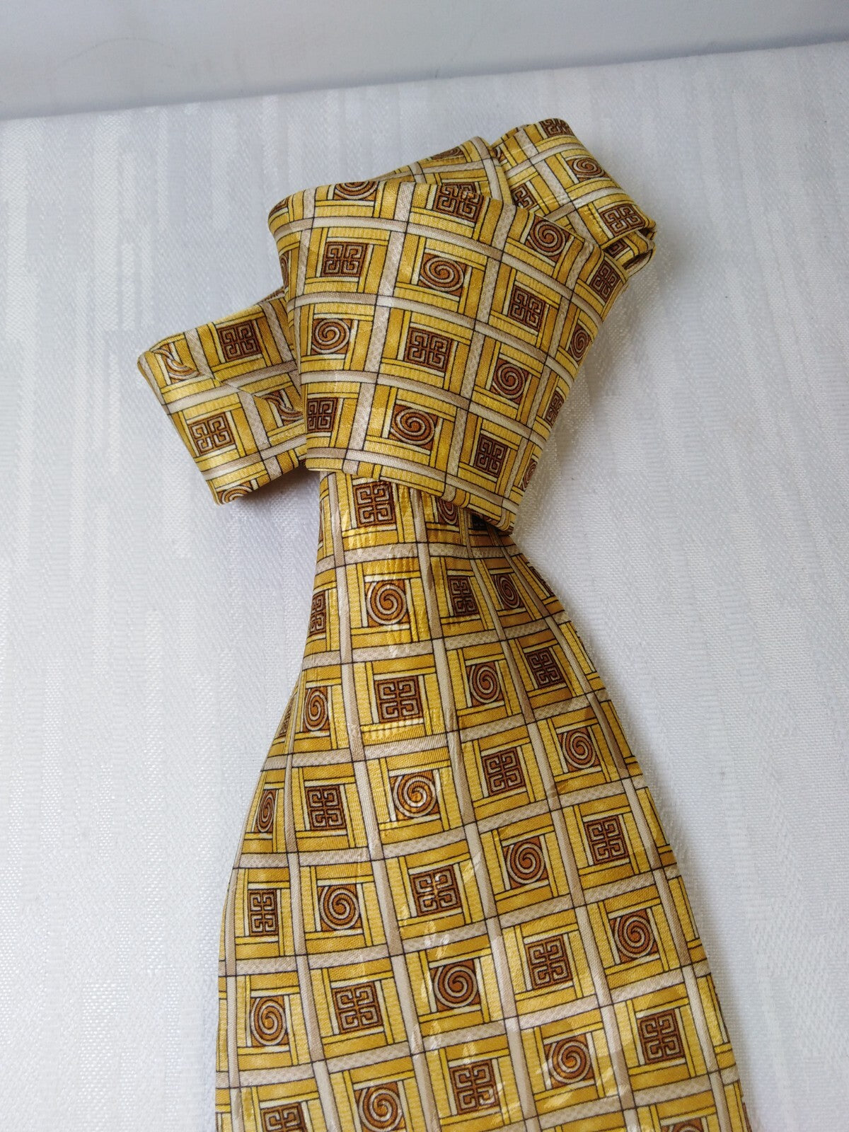 GIVENCHY 100% SILK TIE SETA CRAVATTA NECKTIE MADE IN ITALY CLASSIC