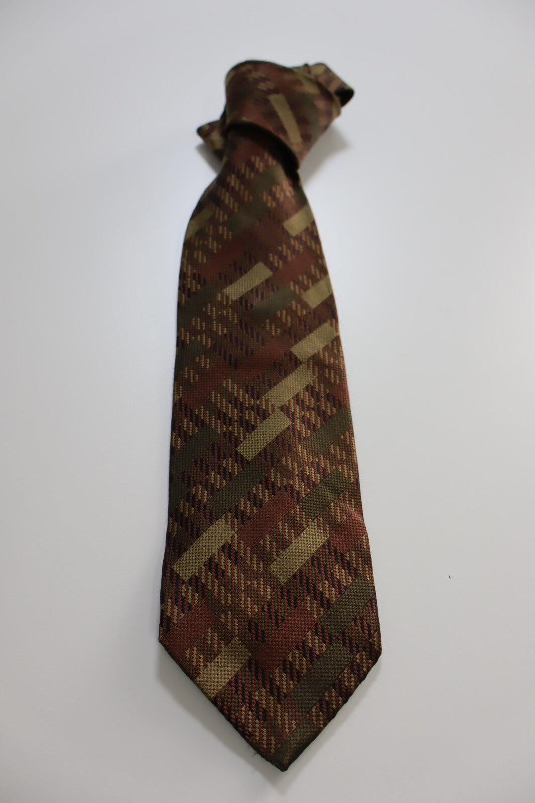 GIANFRANCO FERRE' 100% SILK TIE SETA CRAVATTA NECKTIE MADE IN ITALY CLASSIC