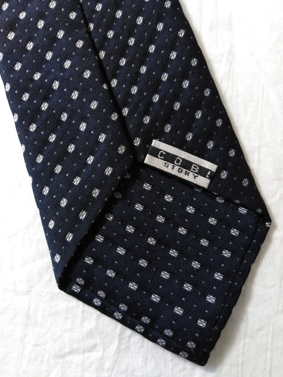 COBI STORY  100%  SILK TIE SETA CRAVATTA SELF TIPPED NECKTIE MADE IN ITALY