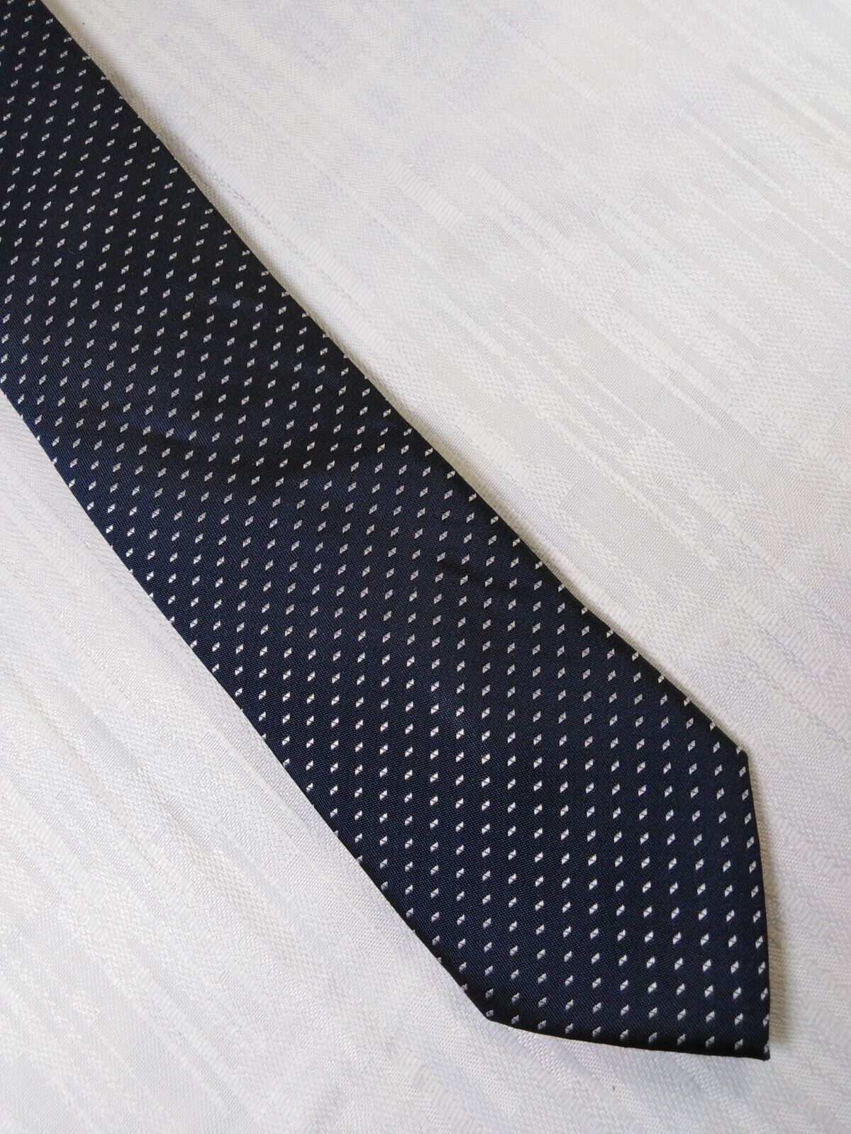 LUCIO LAMBERTI 100%  SILK TIE SETA CRAVATTA SELF TIPPED NECKTIE MADE ITALY