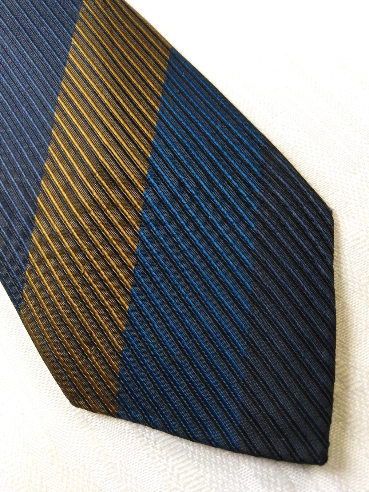 UNGARO PARIS 100% SILK TIE SETA CRAVATTA NECKTIE MADE IN ITALY