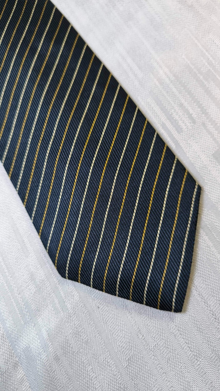 ARGYLE & SUTHERLAND 100% SILK TIE SETA CRAVATTA NECKTIE MADE IN ITALY