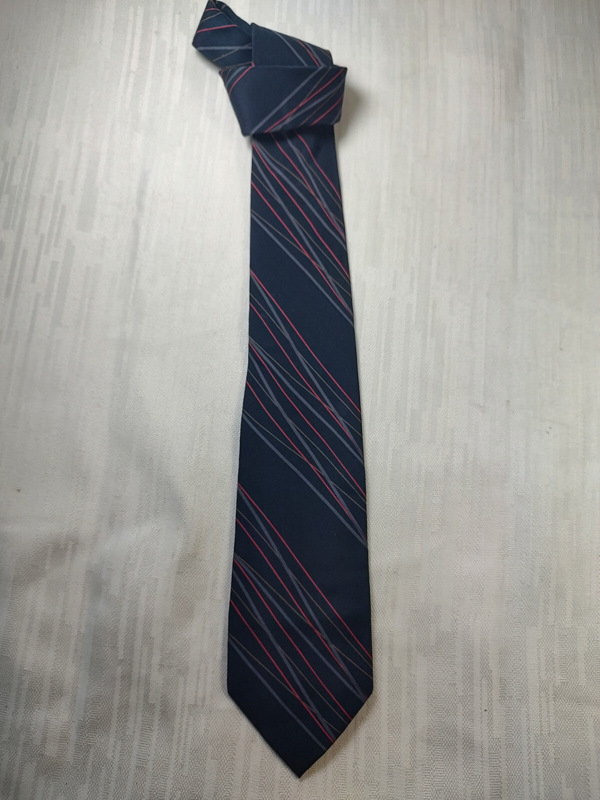 CERRUTI 1881 PARIS 100% SILK TIE SETA CRAVATTA NECKTIE MADE IN ITALY CLASSIC