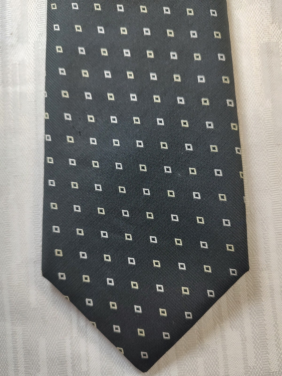 UNGARO 100% SILK TIE SETA CRAVATTA NECKTIE MADE IN ITALIA CLASSIC
