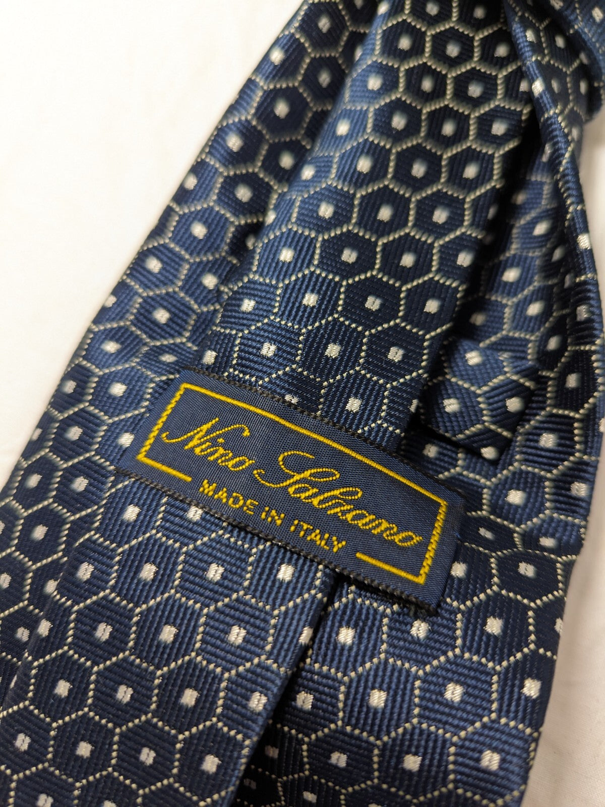 NINO SALZANO 100%  SILK TIE SETA CRAVATTA NECKTIE MADE IN ITALY