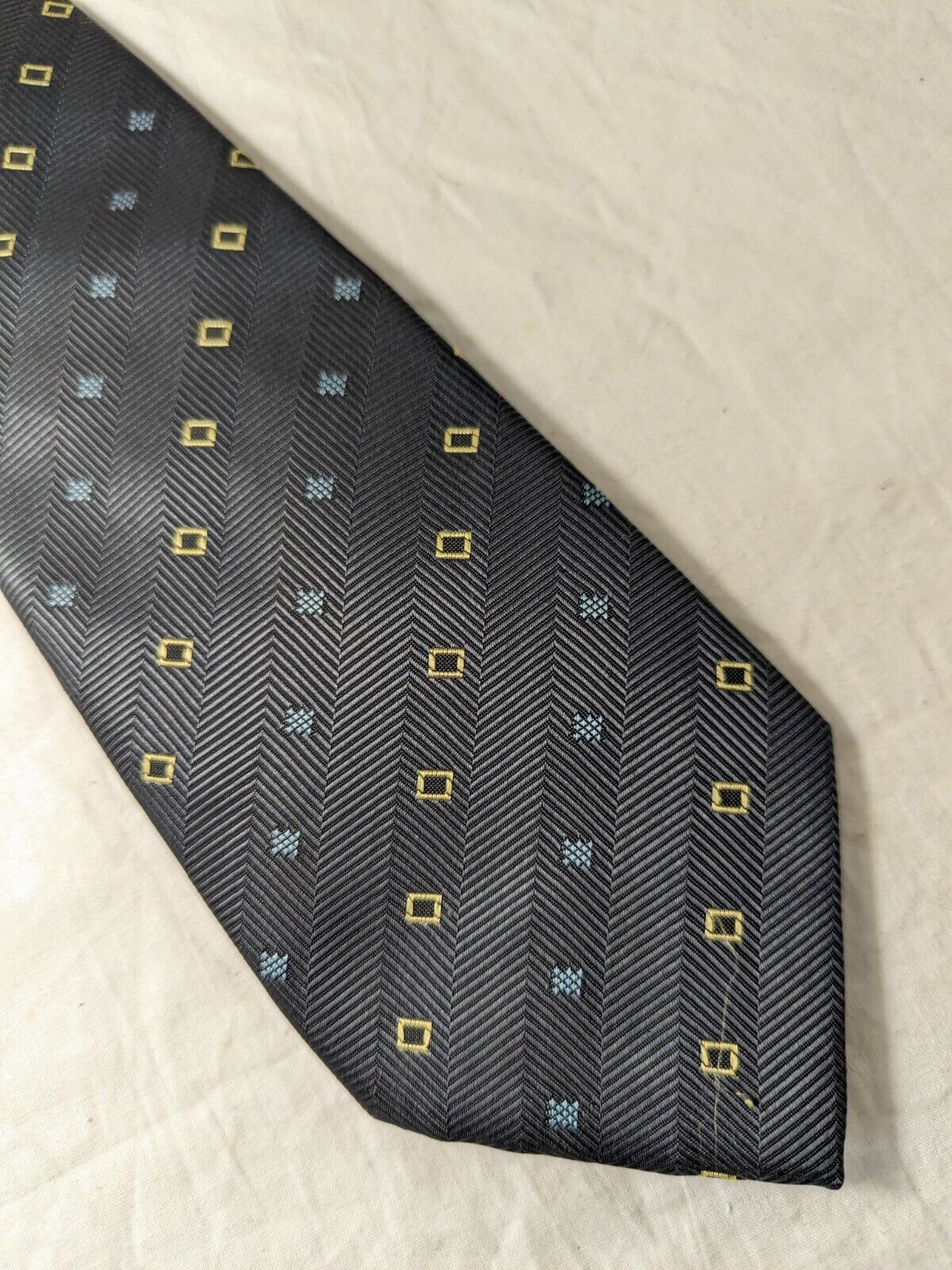 LUCIO LAMBERTI  100%  SILK TIE SETA CRAVATTA SELF TIPPED NECKTIE MADE IN ITALY