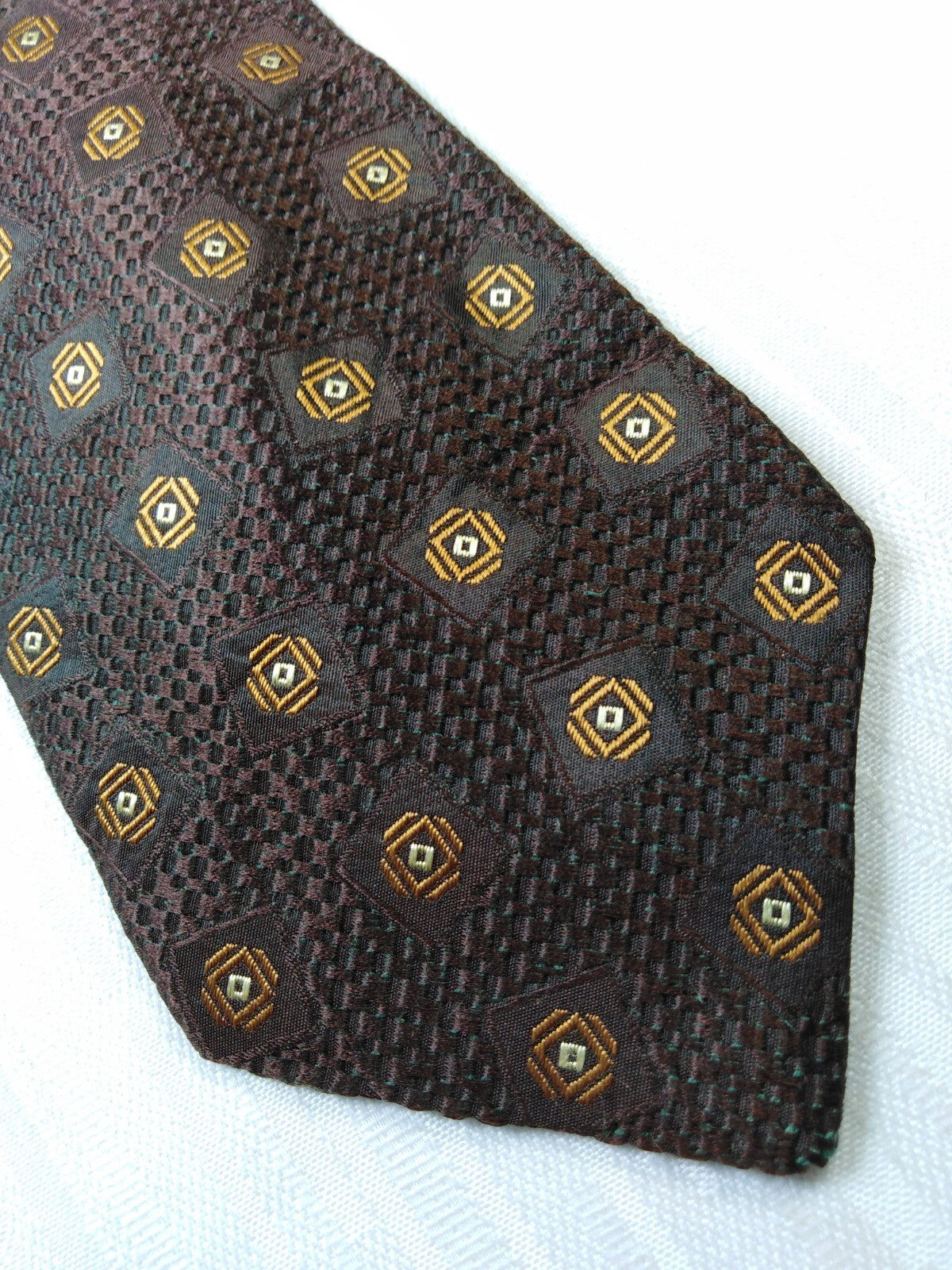 HUGO BOSS 100% SILK TIE SETA CRAVATTA NECKTIE MADE IN ITALY CLASSIC