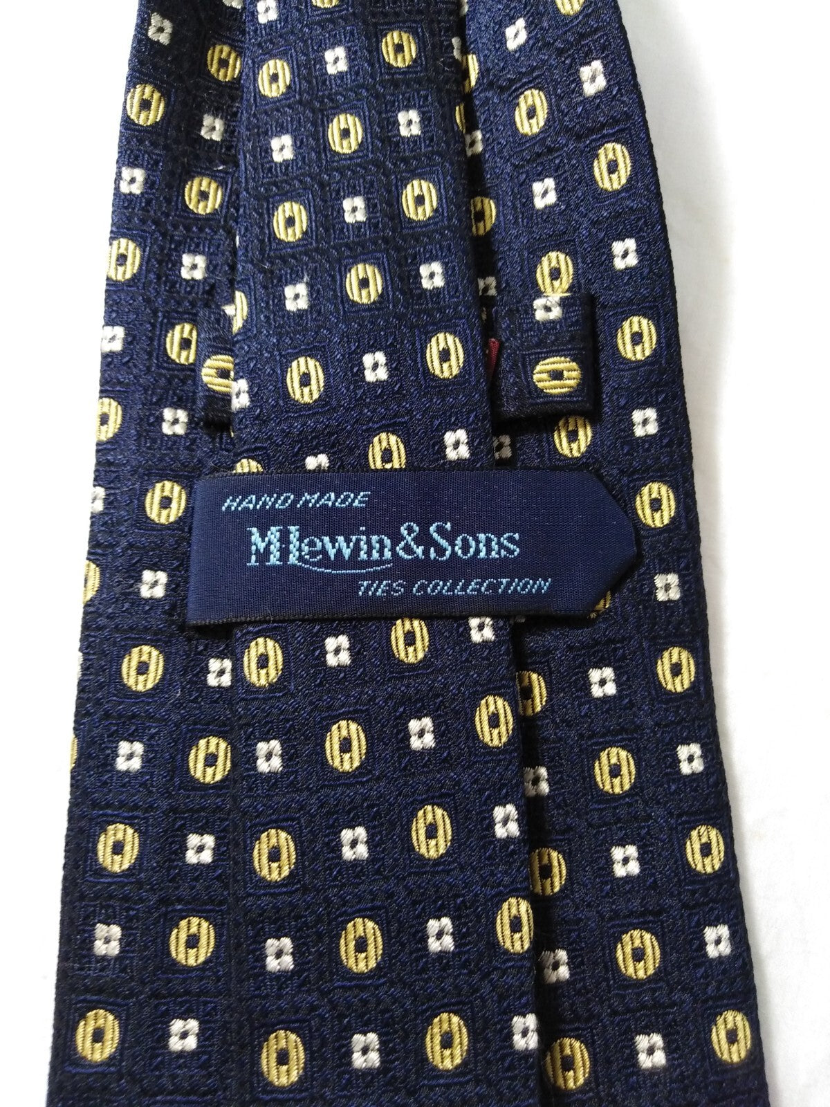 M LEWIN & SONS 100% SILK TIE SETA CRAVATTA NECKTIE MADE IN ITALY