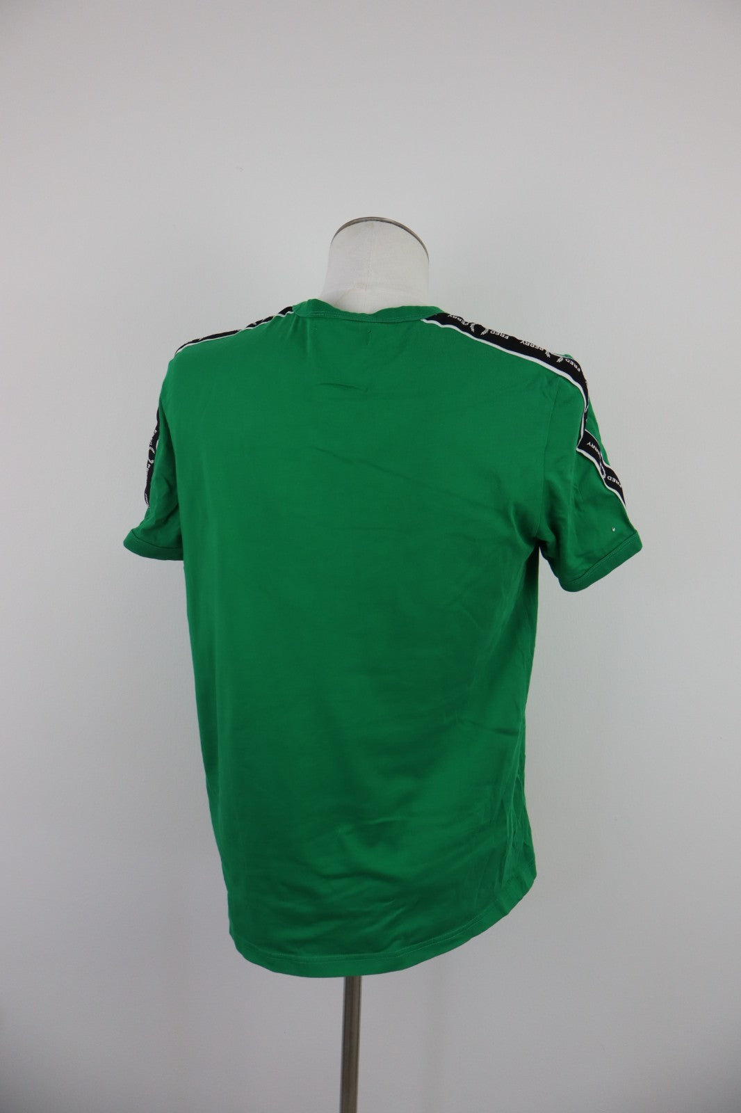 FRED PERRY MAGLIA UOMO COTONE TG M MAN COTTON T-SHIRT CASUAL VINTAGE