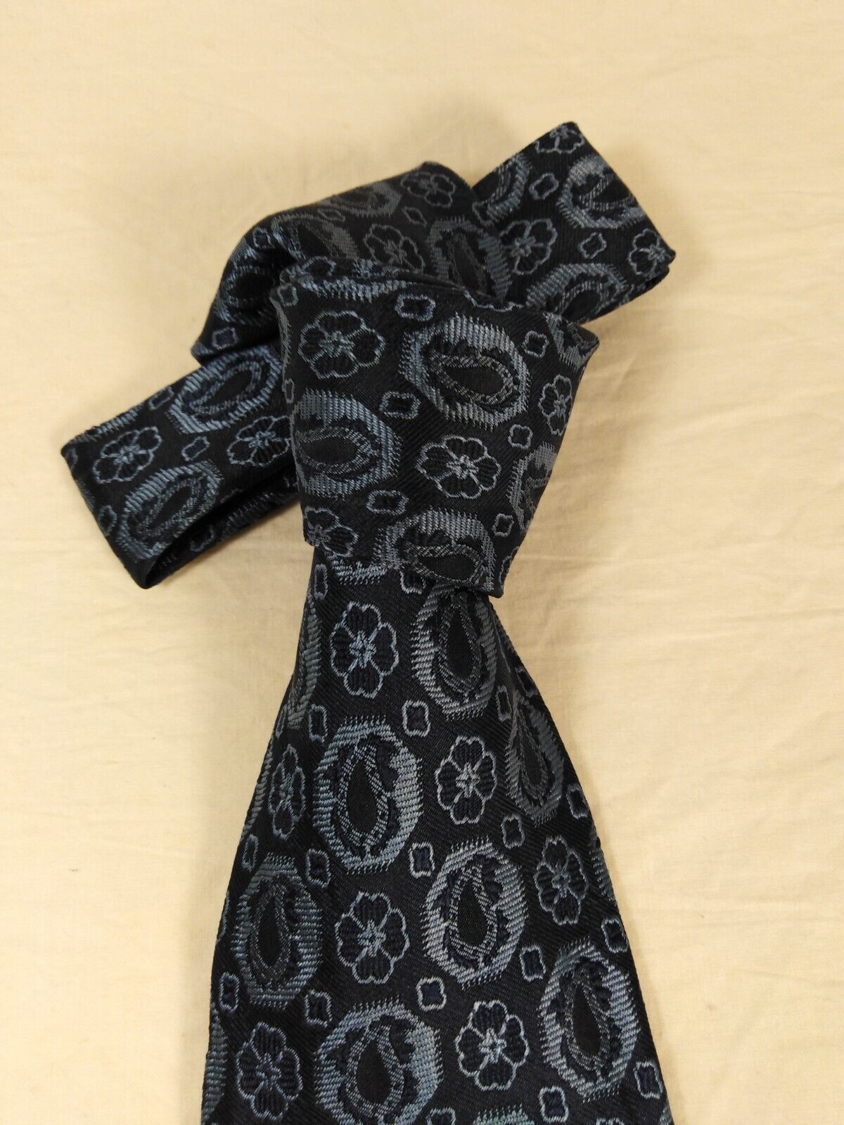 GIANFRANCO FERRE' 100%  SILK TIE SETA CRAVATTA NECKTIE MADE IN ITALY