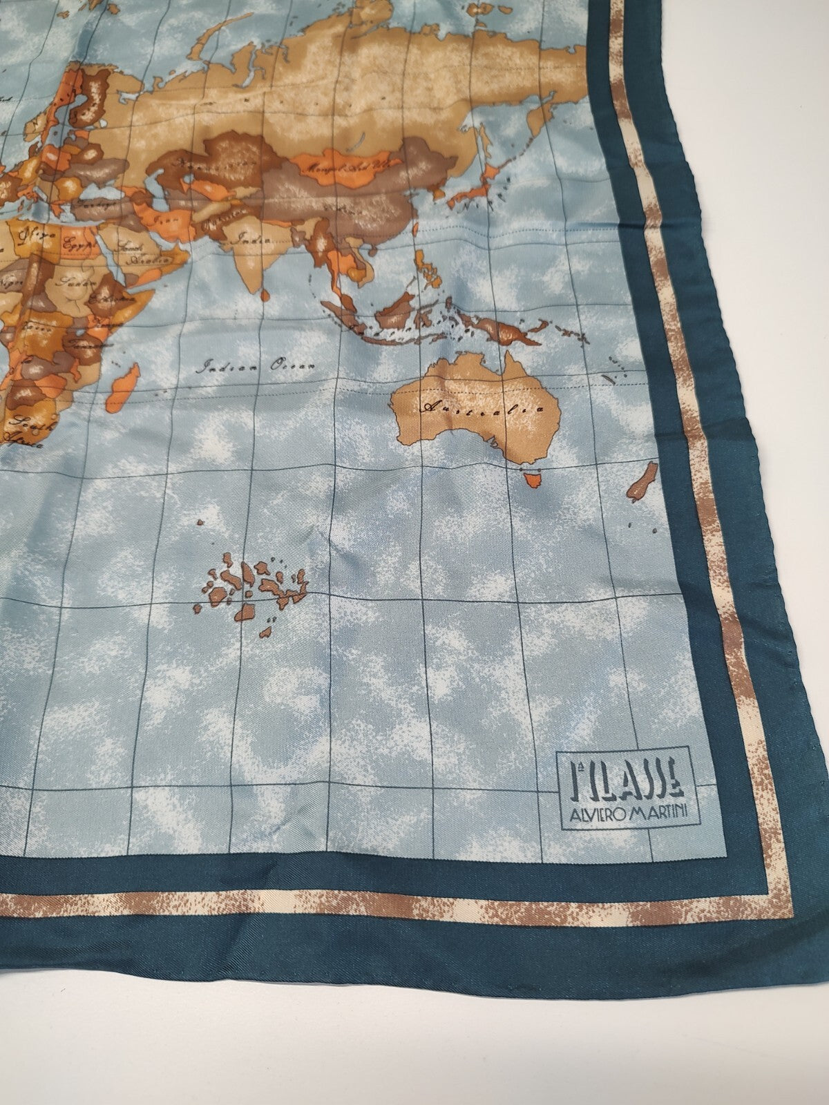 ALVIERO MARTINI 1 CLASSE FOULARD 100% SILK SETA SCARVES SCARF SQUARE MADE ITALY