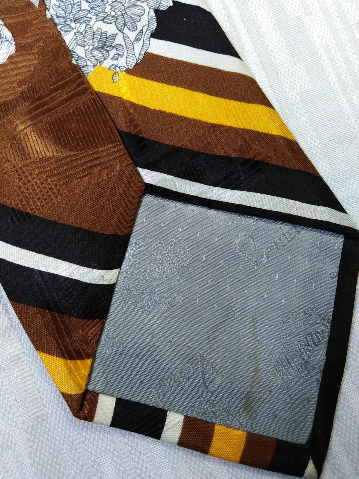 DANIEL UOMO 100%  SILK TIE SETA CRAVATTA NECKTIE MADE IN ITALY VINTAGE