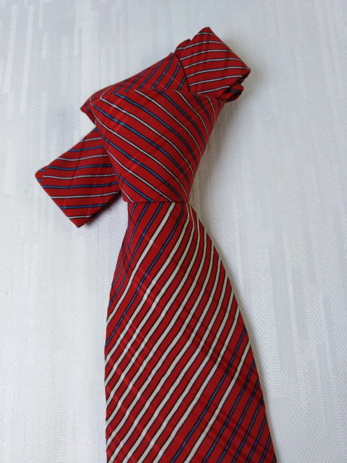 YVES SAINT LAURENT 100% SETA SILK TIE CRAVATTA NECKTIE VINTAGE CLASSIC ITALY